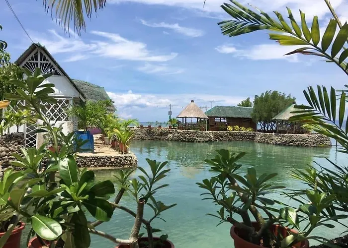 Backpackers Hideaway By The Beach